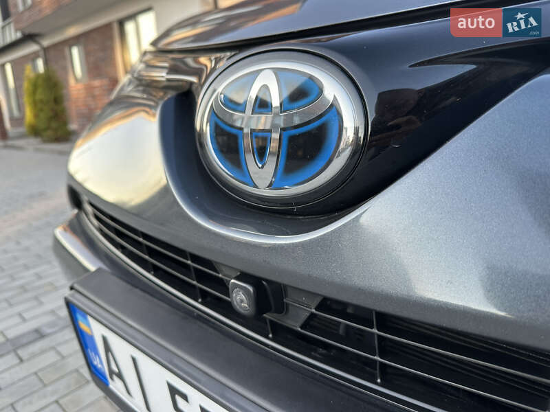 Внедорожник / Кроссовер Toyota RAV4 2016 в Умани фото 17 Внедорожник / Кроссовер Toyota RAV4 2016 в Умани