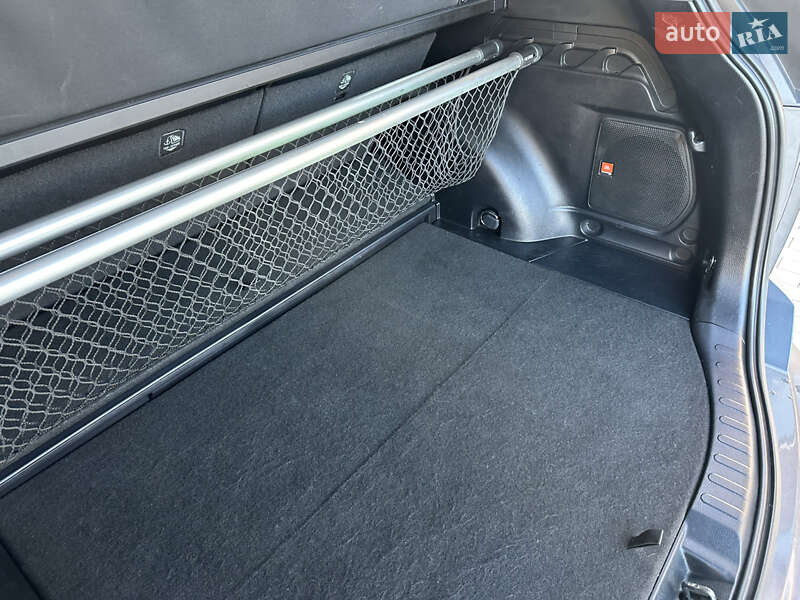 Внедорожник / Кроссовер Toyota RAV4 2016 в Умани фото 31 Внедорожник / Кроссовер Toyota RAV4 2016 в Умани