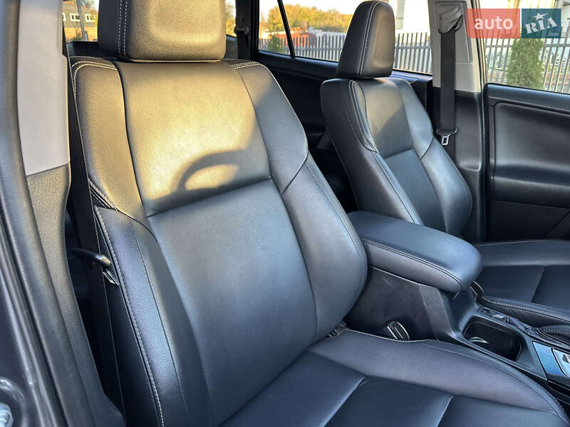 Внедорожник / Кроссовер Toyota RAV4 2016 в Умани фото 59 Внедорожник / Кроссовер Toyota RAV4 2016 в Умани