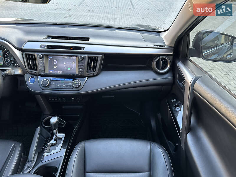 Внедорожник / Кроссовер Toyota RAV4 2016 в Умани фото 67 Внедорожник / Кроссовер Toyota RAV4 2016 в Умани