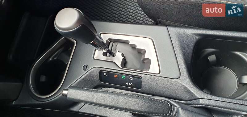 Позашляховик / Кросовер Toyota RAV4 2017 в Харкові фото 15 Позашляховик / Кросовер Toyota RAV4 2017 в Харкові