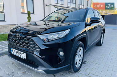 Внедорожник / Кроссовер Toyota RAV4 2021 в Черновцах