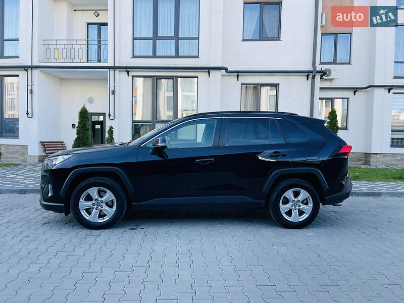 Внедорожник / Кроссовер Toyota RAV4 2021 в Черновцах фото 3 Внедорожник / Кроссовер Toyota RAV4 2021 в Черновцах