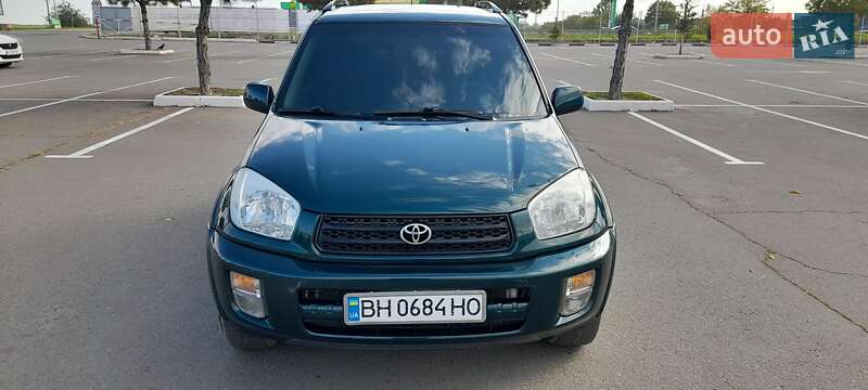 Внедорожник / Кроссовер Toyota RAV4 2002 в Одессе