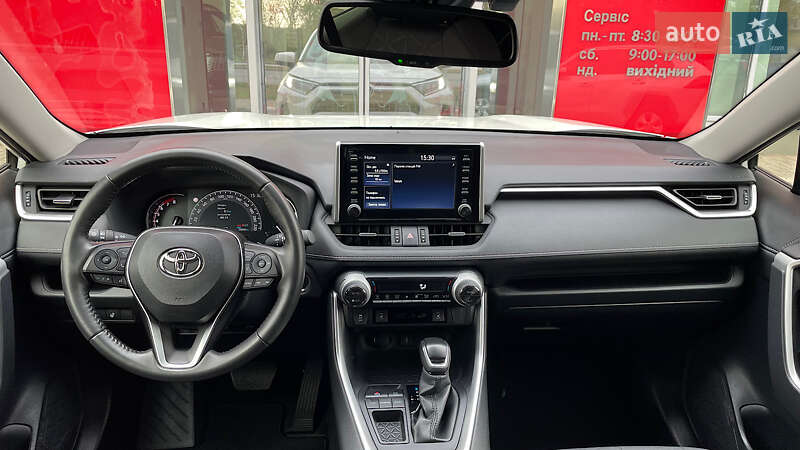 Позашляховик / Кросовер Toyota RAV4 2022 в Запоріжжі