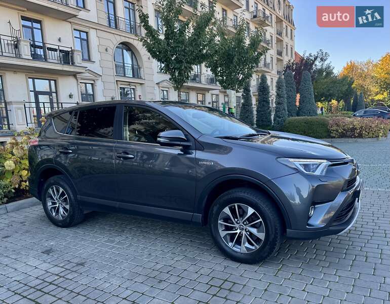 Внедорожник / Кроссовер Toyota RAV4 2017 в Одессе фото 7 Внедорожник / Кроссовер Toyota RAV4 2017 в Одессе