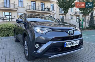 Позашляховик / Кросовер Toyota RAV4 2017 в  фото 19 Позашляховик / Кросовер Toyota RAV4 2017 в