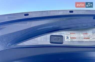 Позашляховик / Кросовер Toyota RAV4 2017 в  фото 31 Позашляховик / Кросовер Toyota RAV4 2017 в