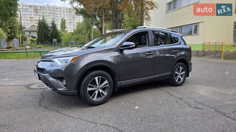Позашляховик / Кросовер Toyota RAV4 2016 в Одесі