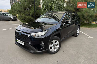 Позашляховик / Кросовер Toyota RAV4 2020 в Києві