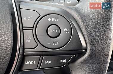Внедорожник / Кроссовер Toyota RAV4 2023 в 