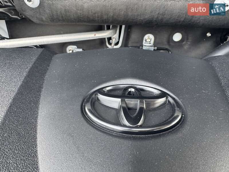 Внедорожник / Кроссовер Toyota RAV4 2023 в Киеве фото 45 Внедорожник / Кроссовер Toyota RAV4 2023 в Киеве