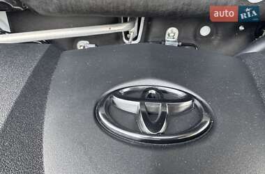 Внедорожник / Кроссовер Toyota RAV4 2023 в 