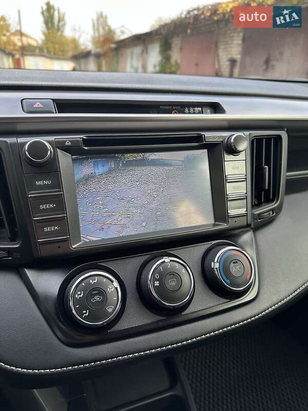 Внедорожник / Кроссовер Toyota RAV4 2016 в Кривом Роге фото 13 Внедорожник / Кроссовер Toyota RAV4 2016 в Кривом Роге