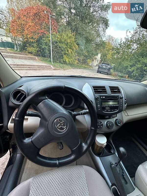 Позашляховик / Кросовер Toyota RAV4 2007 в Житомирі фото 18 Позашляховик / Кросовер Toyota RAV4 2007 в Житомирі