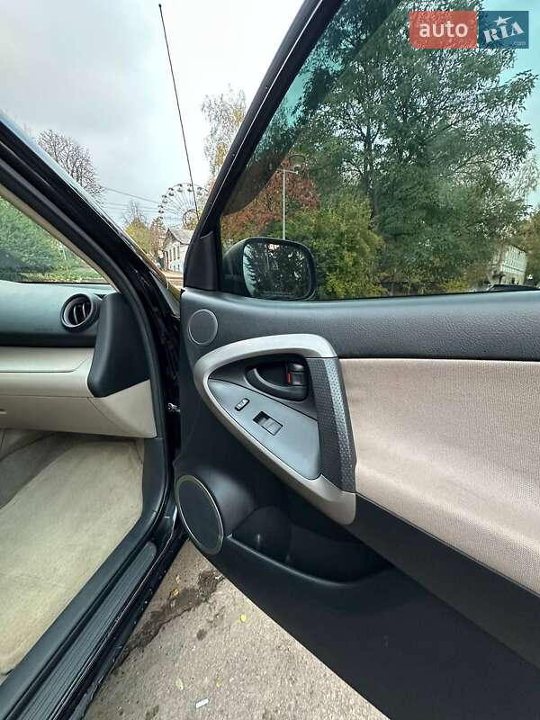 Позашляховик / Кросовер Toyota RAV4 2007 в Житомирі фото 20 Позашляховик / Кросовер Toyota RAV4 2007 в Житомирі