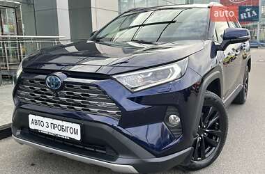 Позашляховик / Кросовер Toyota RAV4 2019 в Києві