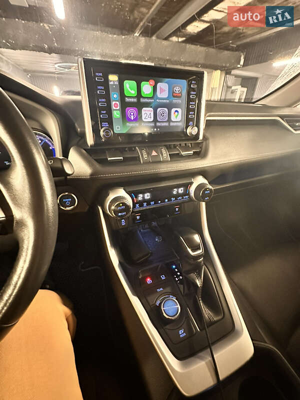 Позашляховик / Кросовер Toyota RAV4 2019 в Києві