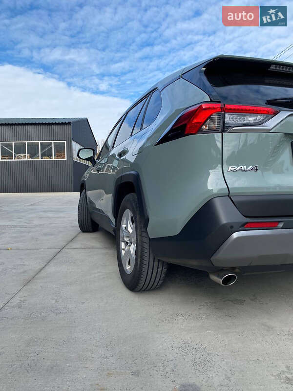 Внедорожник / Кроссовер Toyota RAV4 2018 в Броварах