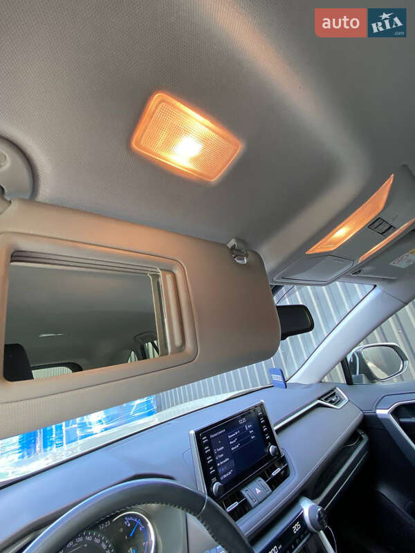 Внедорожник / Кроссовер Toyota RAV4 2018 в Броварах