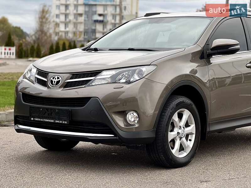 Позашляховик / Кросовер Toyota RAV4 2013 в Києві фото 15 Позашляховик / Кросовер Toyota RAV4 2013 в Києві