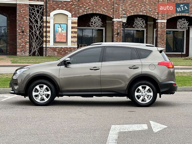 Позашляховик / Кросовер Toyota RAV4 2013 в Києві фото 13 Позашляховик / Кросовер Toyota RAV4 2013 в Києві