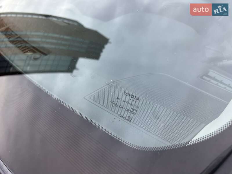 Позашляховик / Кросовер Toyota RAV4 2013 в Києві фото 24 Позашляховик / Кросовер Toyota RAV4 2013 в Києві