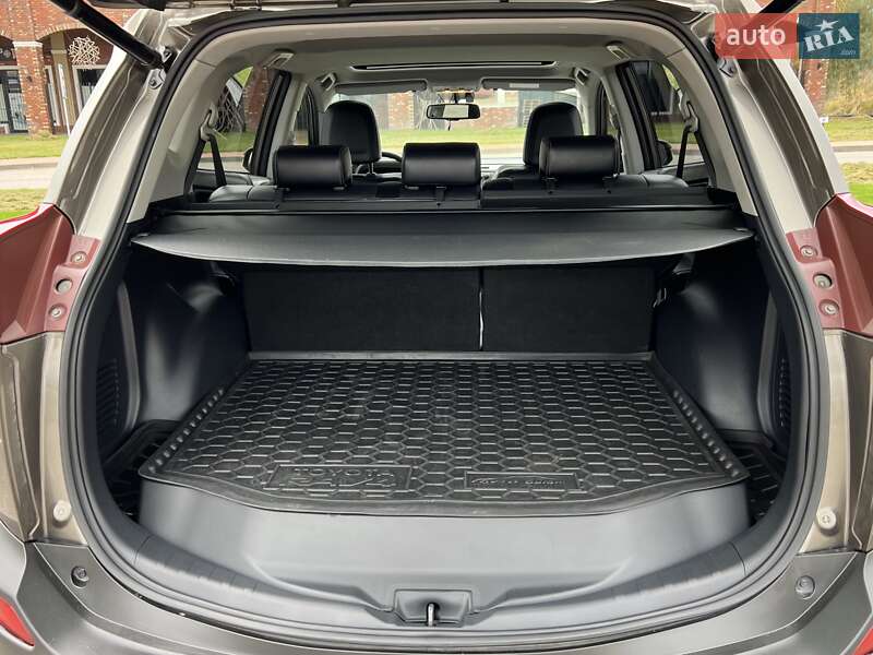 Позашляховик / Кросовер Toyota RAV4 2013 в Києві фото 63 Позашляховик / Кросовер Toyota RAV4 2013 в Києві