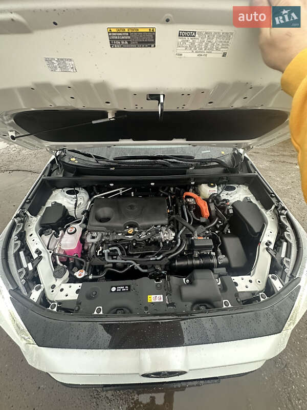 Внедорожник / Кроссовер Toyota RAV4 2025 в Львове фото 13 Внедорожник / Кроссовер Toyota RAV4 2025 в Львове