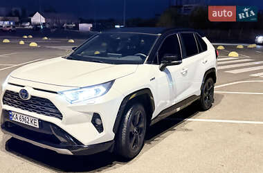 Позашляховик / Кросовер Toyota RAV4 2018 в Києві