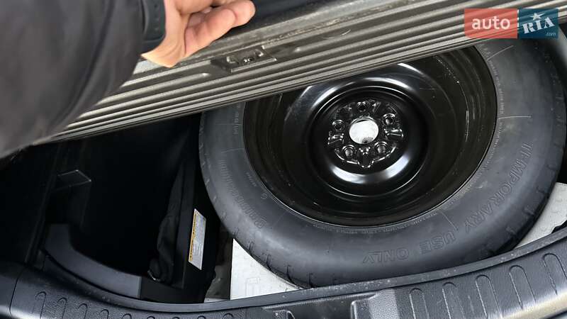 Позашляховик / Кросовер Toyota RAV4 2013 в Тернополі