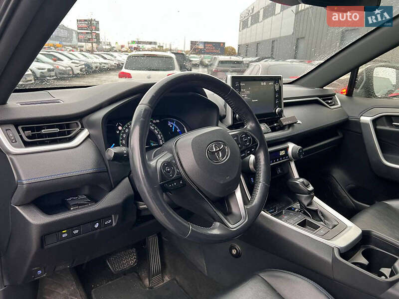 Внедорожник / Кроссовер Toyota RAV4 2019 в Львове фото 18 Внедорожник / Кроссовер Toyota RAV4 2019 в Львове
