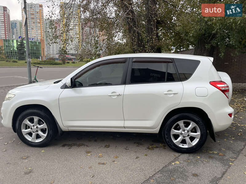 Внедорожник / Кроссовер Toyota RAV4 2011 в Киеве фото 3 Внедорожник / Кроссовер Toyota RAV4 2011 в Киеве