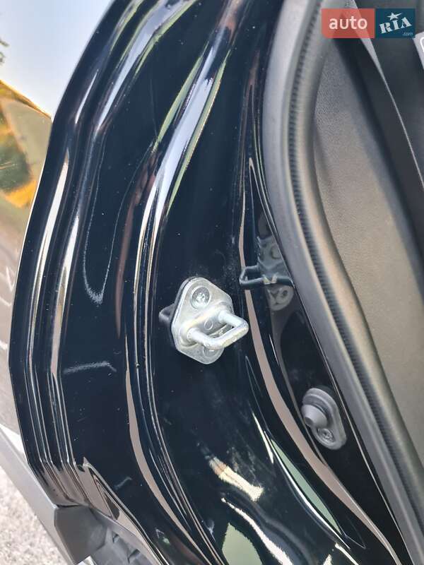 Внедорожник / Кроссовер Toyota RAV4 2019 в Львове фото 43 Внедорожник / Кроссовер Toyota RAV4 2019 в Львове