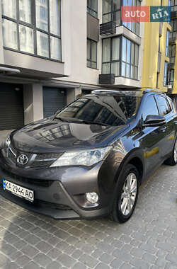 Позашляховик / Кросовер Toyota RAV4 2014 в  фото 7 Позашляховик / Кросовер Toyota RAV4 2014 в
