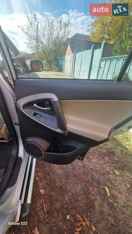 Внедорожник / Кроссовер Toyota RAV4 2008 в Лебедине