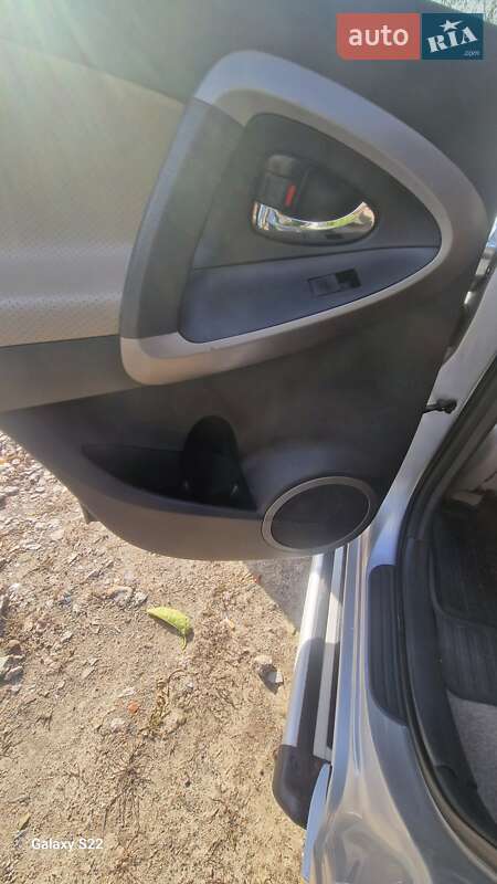 Внедорожник / Кроссовер Toyota RAV4 2008 в Лебедине