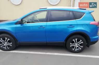 Внедорожник / Кроссовер Toyota RAV4 2016 в Черкассах