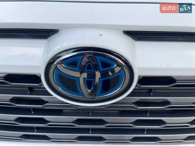 Внедорожник / Кроссовер Toyota RAV4 2020 в Житомире фото 16 Внедорожник / Кроссовер Toyota RAV4 2020 в Житомире
