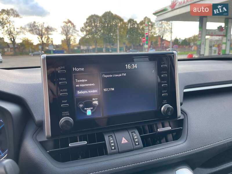 Внедорожник / Кроссовер Toyota RAV4 2020 в Житомире фото 45 Внедорожник / Кроссовер Toyota RAV4 2020 в Житомире