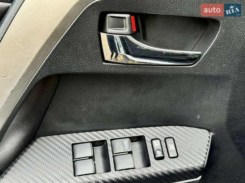 Внедорожник / Кроссовер Toyota RAV4 2014 в Самборе фото 15 Внедорожник / Кроссовер Toyota RAV4 2014 в Самборе