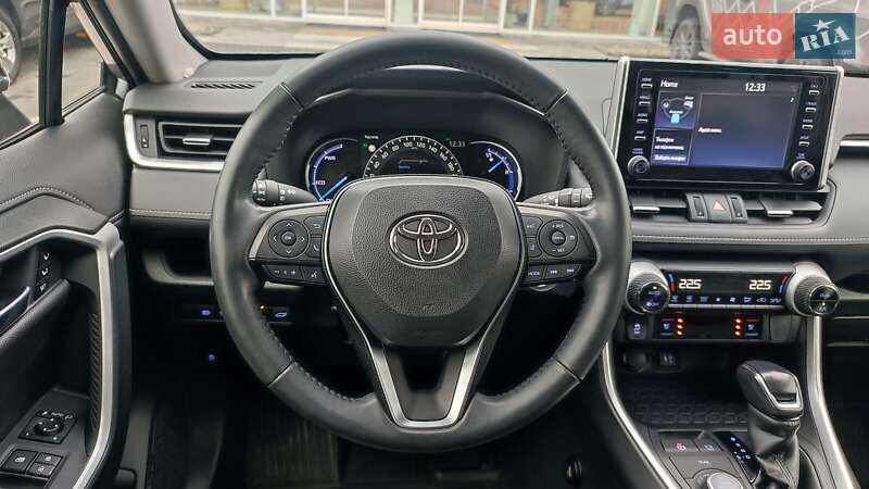 Позашляховик / Кросовер Toyota RAV4 2019 в Києві фото 9 Позашляховик / Кросовер Toyota RAV4 2019 в Києві