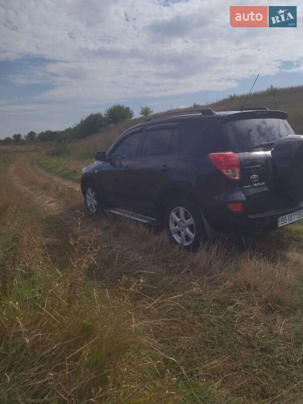 Позашляховик / Кросовер Toyota RAV4 2008 в Білій Церкві