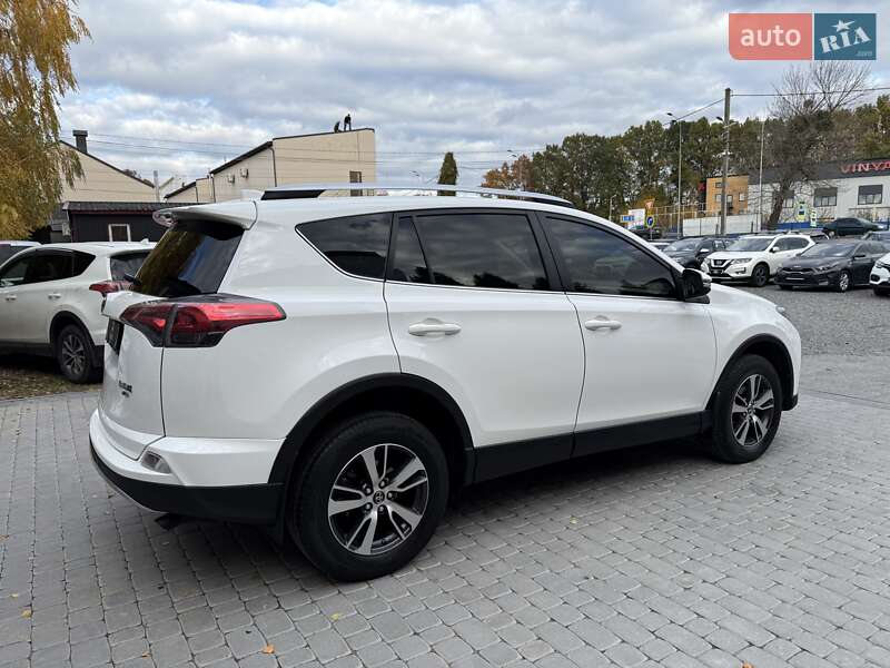 Внедорожник / Кроссовер Toyota RAV4 2017 в Виннице фото 12 Внедорожник / Кроссовер Toyota RAV4 2017 в Виннице