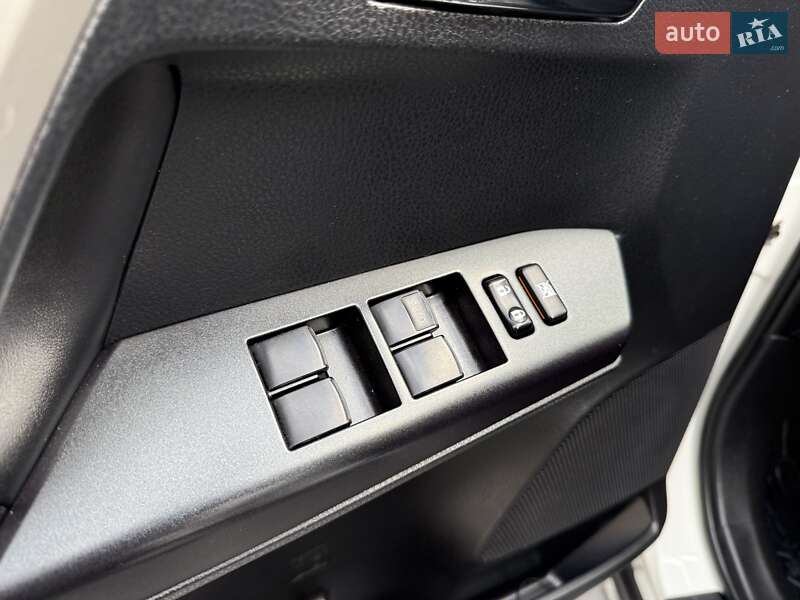 Внедорожник / Кроссовер Toyota RAV4 2017 в Виннице фото 45 Внедорожник / Кроссовер Toyota RAV4 2017 в Виннице