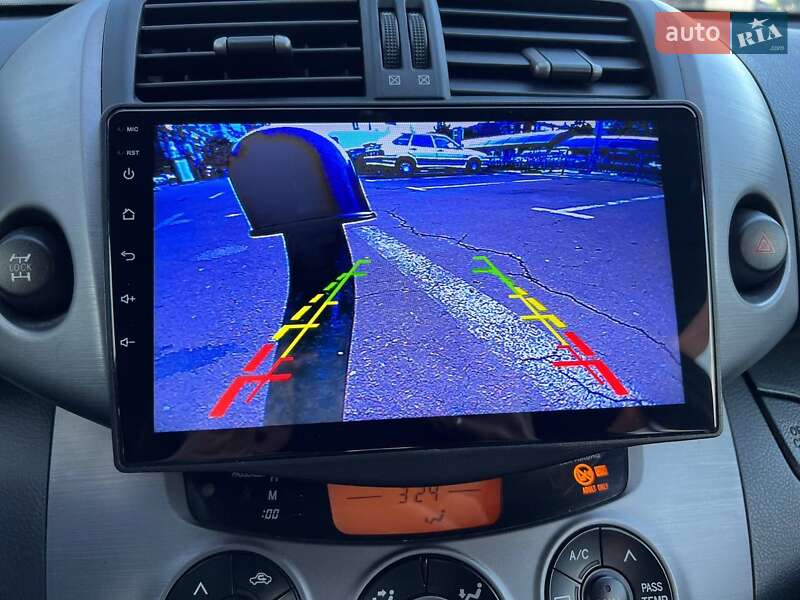 Внедорожник / Кроссовер Toyota RAV4 2008 в Киеве