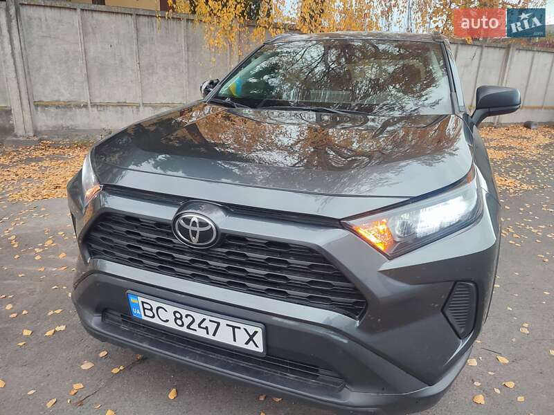 Внедорожник / Кроссовер Toyota RAV4 2020 в Ровно фото 9 Внедорожник / Кроссовер Toyota RAV4 2020 в Ровно