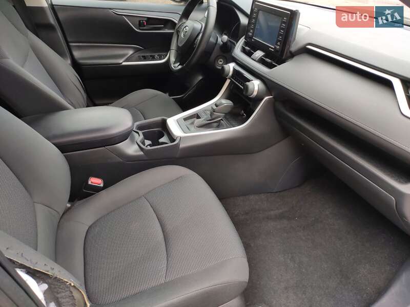 Внедорожник / Кроссовер Toyota RAV4 2020 в Ровно фото 30 Внедорожник / Кроссовер Toyota RAV4 2020 в Ровно