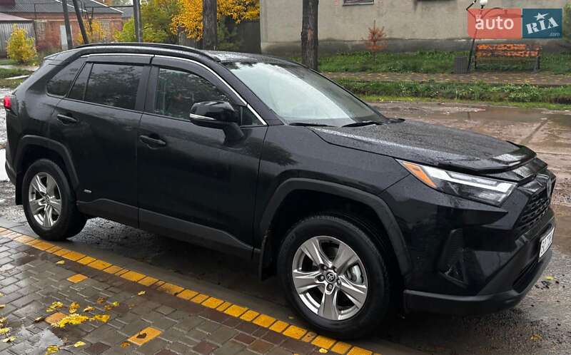 Внедорожник / Кроссовер Toyota RAV4 2023 в Черновцах фото 3 Внедорожник / Кроссовер Toyota RAV4 2023 в Черновцах