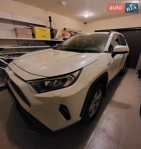 Внедорожник / Кроссовер Toyota RAV4 2019 в Днепре фото 6 Внедорожник / Кроссовер Toyota RAV4 2019 в Днепре
